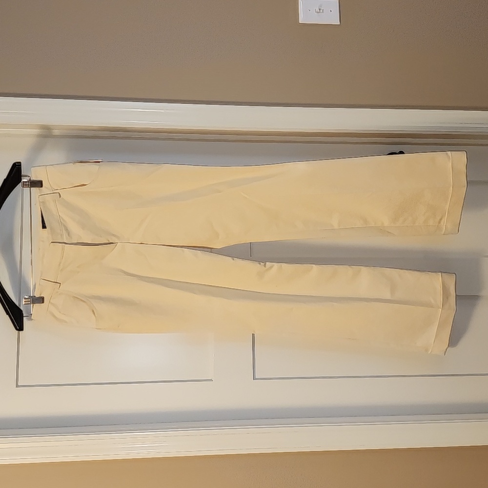 Brand new womens pants size 6